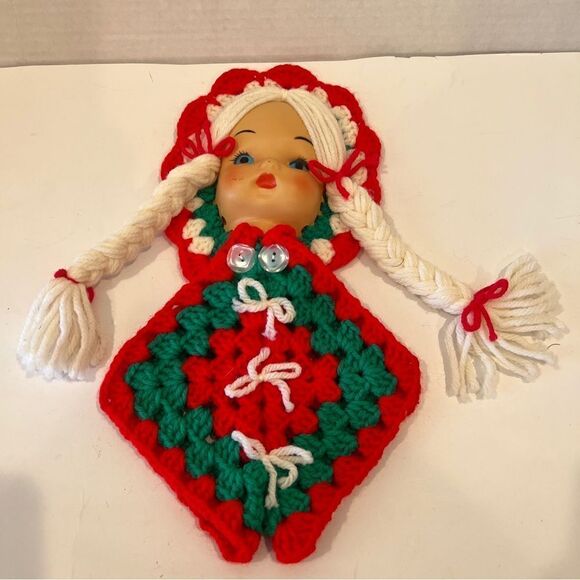 Vintage Crochet Hand made Christmas Tree Skirt & Doll Potholder - Picture 5 of 5